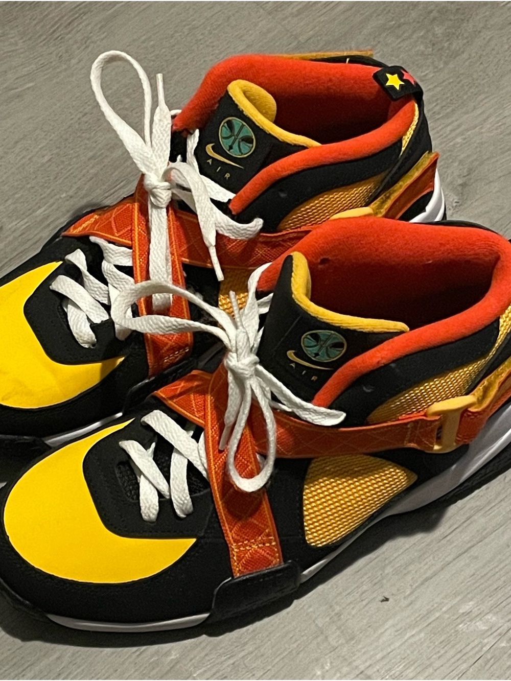 Nike Air Raid Rayguns - Youth Size 7